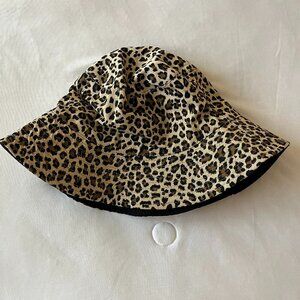 Vince Camuto Reversible Bucket Hat Leopard/Black 100% Cotton